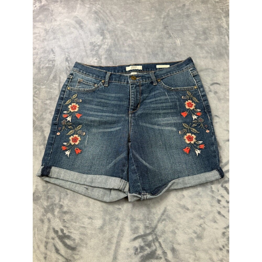 Embroidered Floral Shorts Women's 4 Blue Denim Boho Cottagecore Distressed